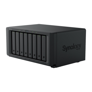 Сетевое хранилище (NAS) Synology DiskStation DS1825+